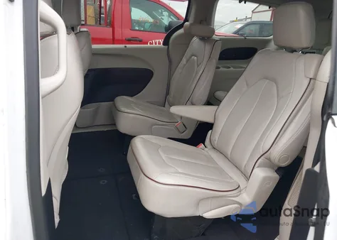 2020 Chrysler Pacifica Limited z USA, uszkodzony, nr VIN 2C4RC1GG6LR171515